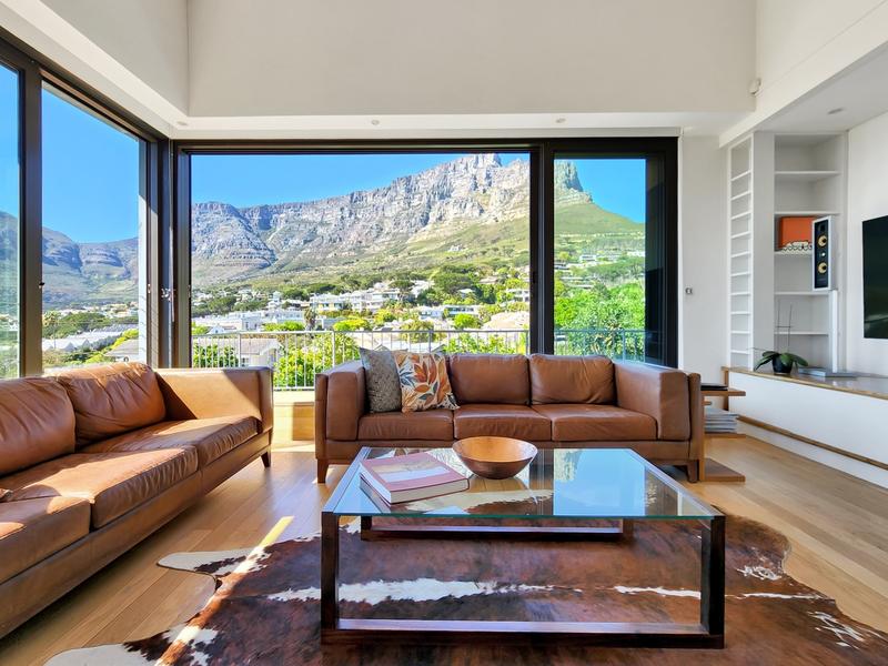 4 Bedroom Property for Sale in Higgovale Western Cape